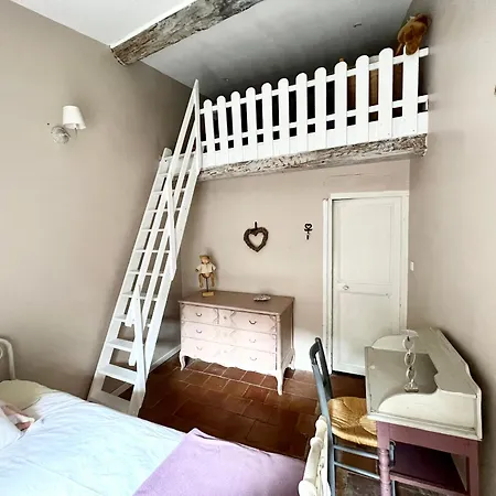 Casa Royal: Direct Cité View With Nearby Free Parking * Carcassonne