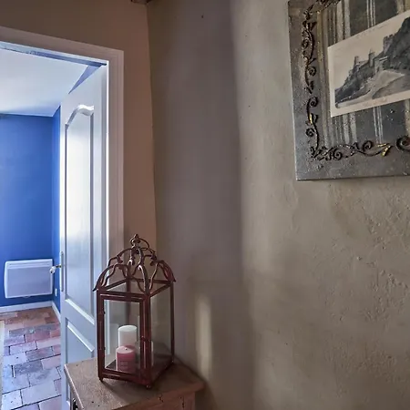 Casa Royal: Direct Cité View With Nearby Free Parking