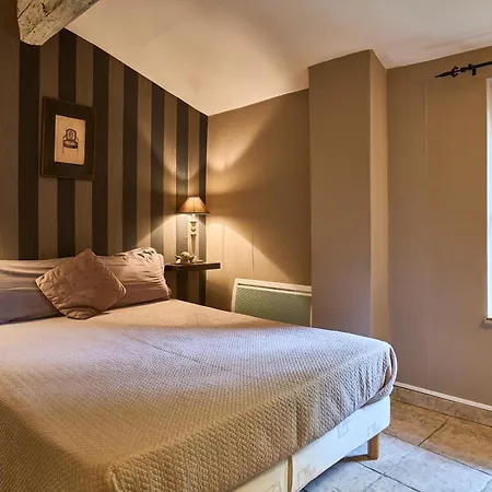 Casa Royal: Direct Cité View With Nearby Free Parking * Carcassonne